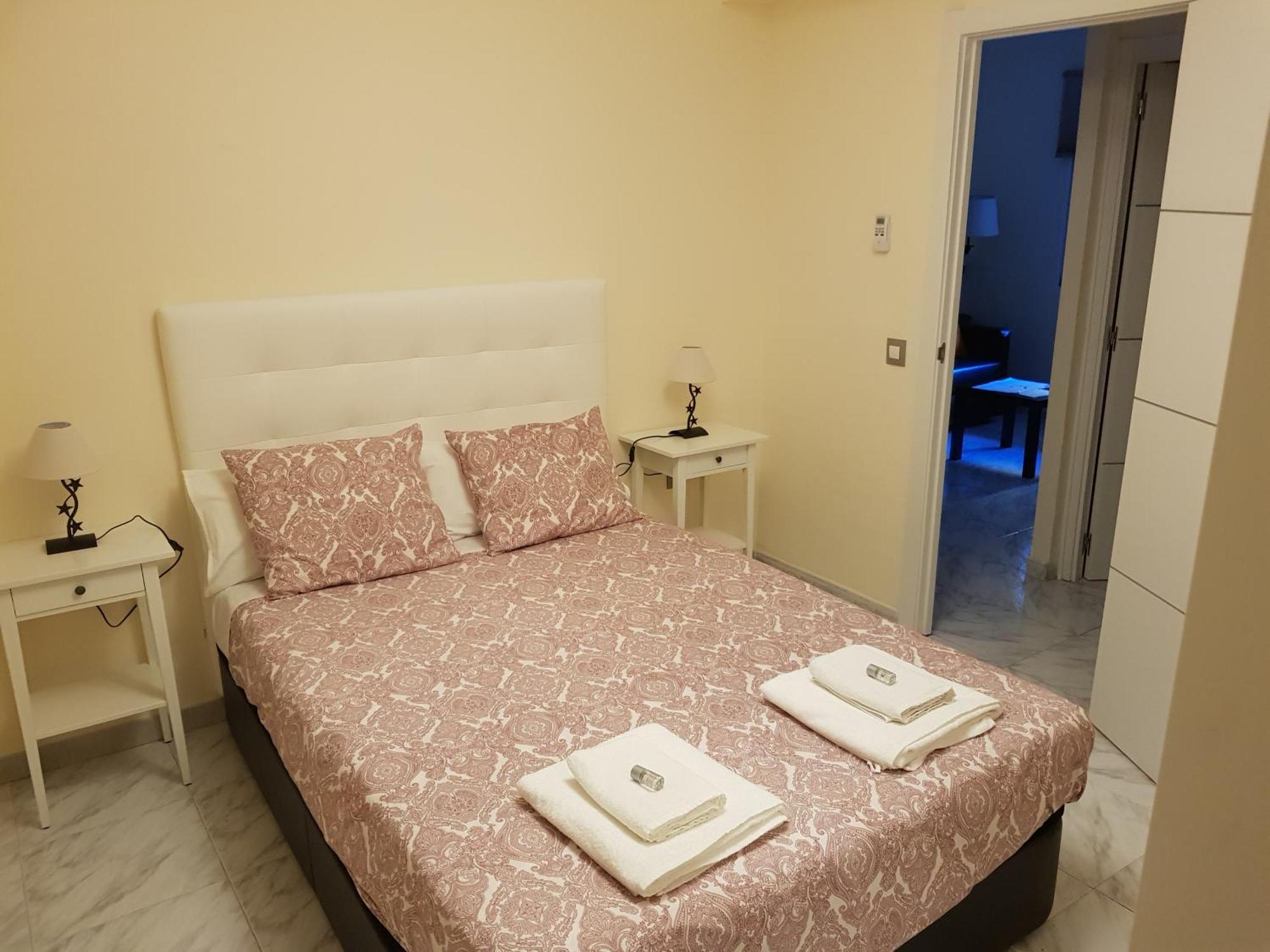 Nervión Piso Con Patio * Siviglia